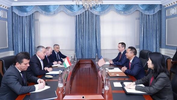 В Душанбе обсудили сотрудничество между Таджикистаном и США