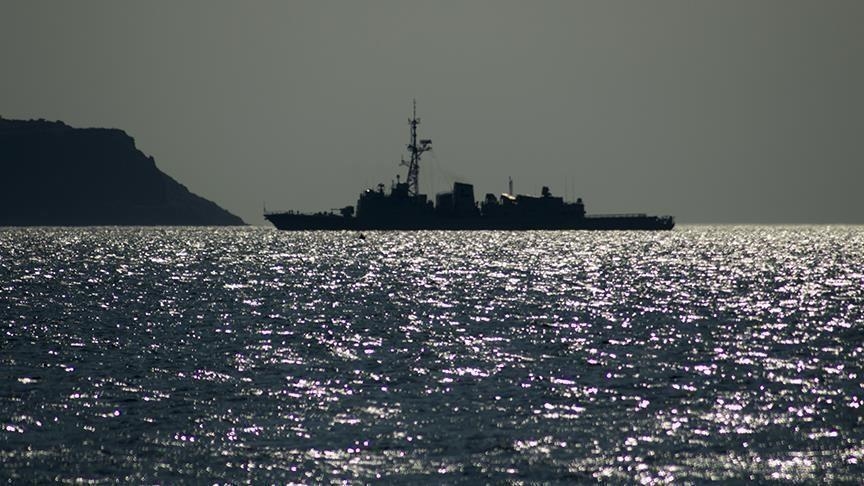 Forcat Houthi nga Jemeni sulmuan një anije të Marinës Amerikane dhe një anije transportuese në Detin e Kuq