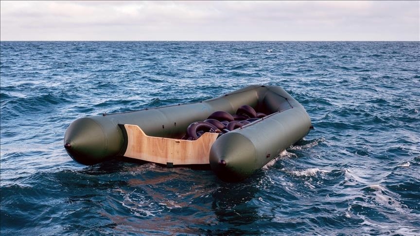 1 dead after irregular migrant boat capsizes in English Channel