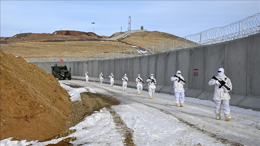 ترکیه ساخت 170 کیلومتر دیوار امنیتی در امتداد مرز ایران را به پایان رساند