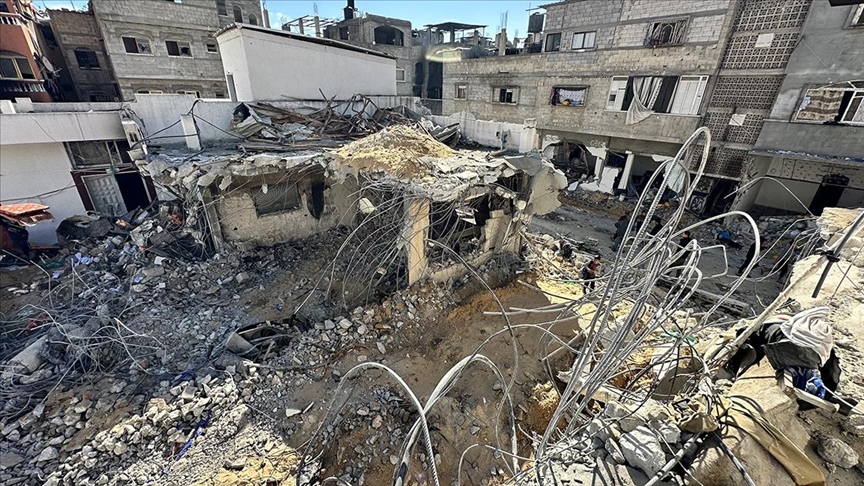 İsrail'in Gazze'de Advan Hastanesinden çekilmesiyle bıraktığı "insani felaket" ortaya çıktı