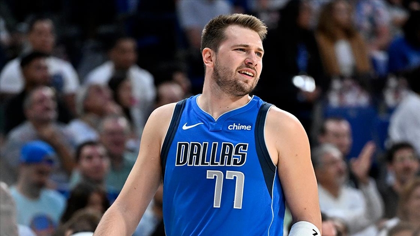 NBA'de Doncic "triple double" yaptı, Mavericks kazandı
