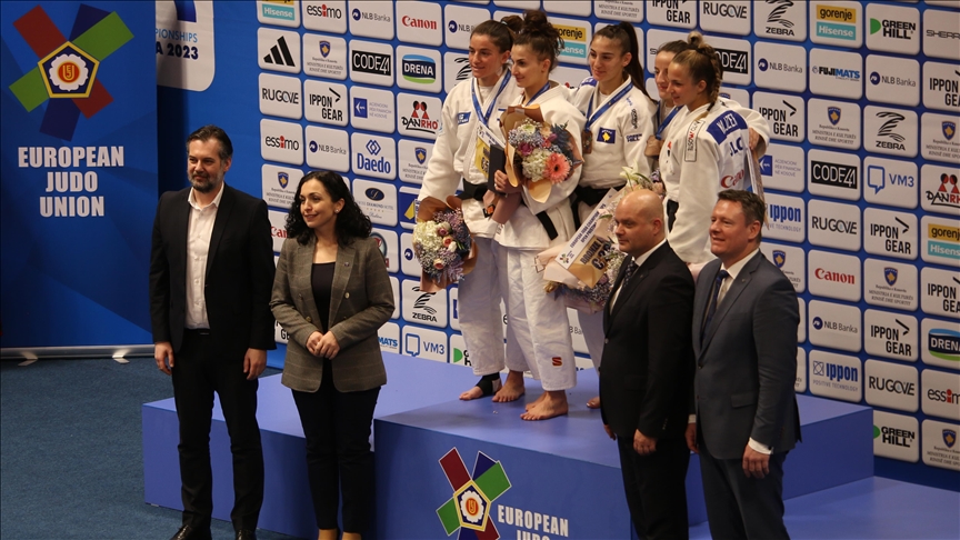 Akil Gjakova dhe Liparteliani Eteri fitues të medaljeve të arta në kampionatin evropian të xhudos në Prishtinë