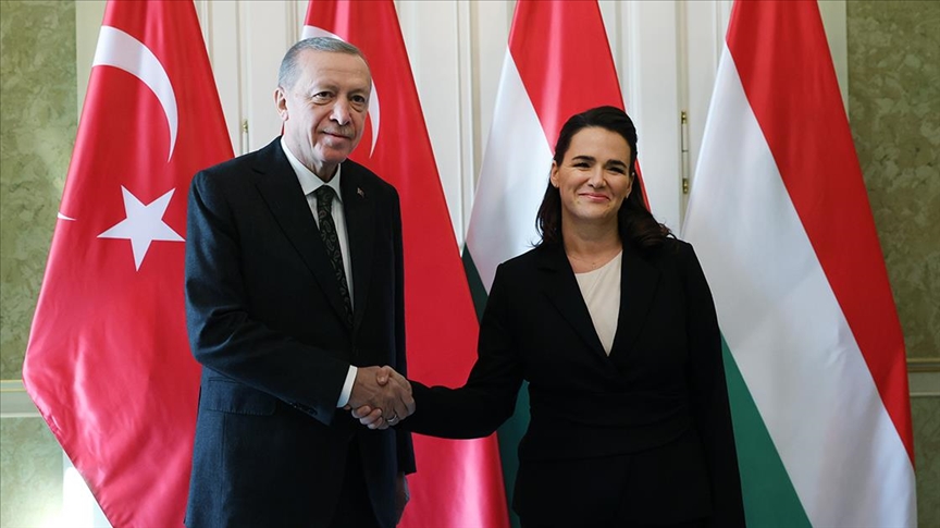 Cumhurbaşkanı Erdoğan, Macar mevkidaşı Novak ile görüştü