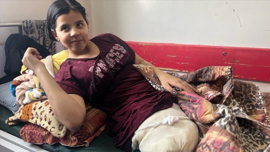Muere niña palestina amputada en ataque de la artillería israelí contra un complejo sanitario en Gaza