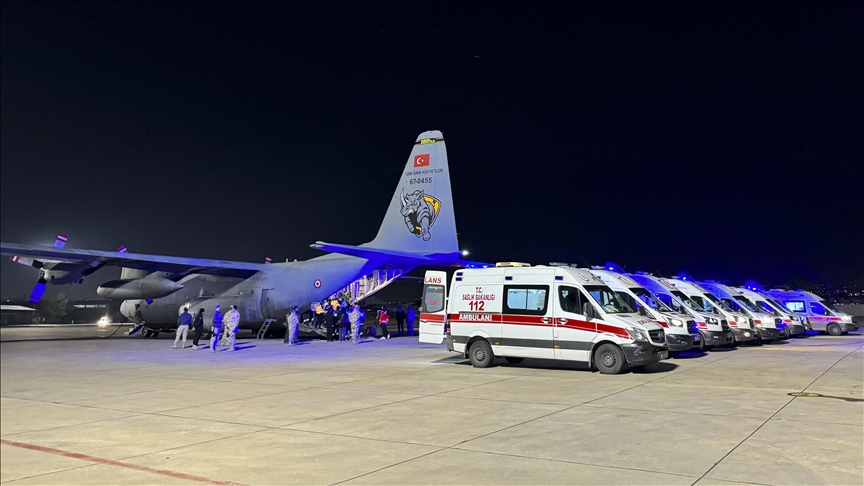 2nd military plane carrying patients from Gaza arrives in Türkiye