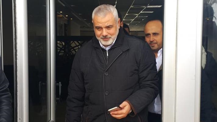 هنية يصل القاهرة لبحث تطورات الحرب على غزة