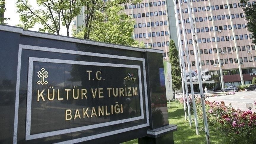 "Sanatçı Tanıtma Kartı" bu yıl, somut olmayan kültürel miras taşıyıcısı 720 ustaya verildi