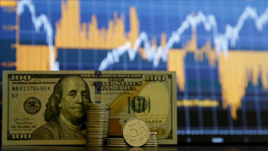 Putin says Russia's foreign debt decreased by a third