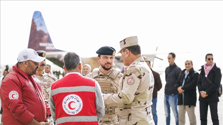 Jordan drops 6th batch of medical aid to southern Gaza field hospital