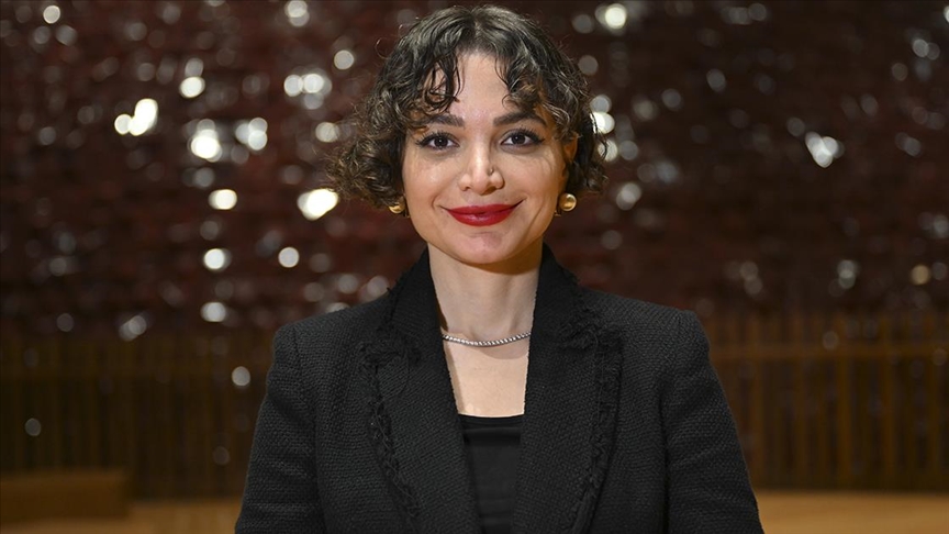 Sanatçı Melek Zeynep Bulut: Açık Yapıt"ı üç farklı sergide, üç farklı küratöryel üslupta sunduk