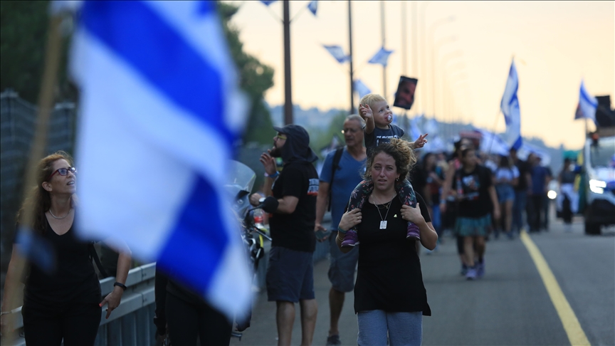 2/3 of Israelis support deal to release hostages in exchange for cease-fire: Poll