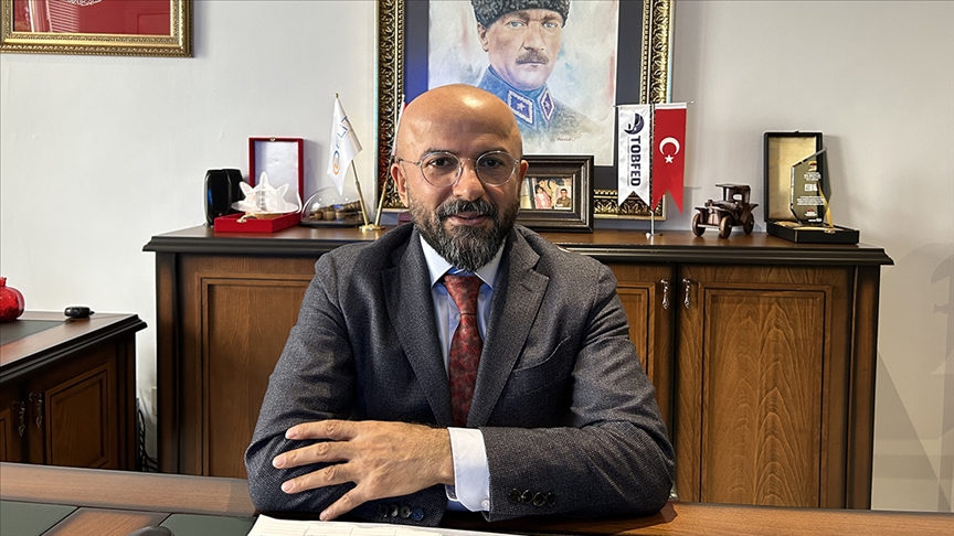 Valenin araca verdiği hasardan şirketi sorumlu