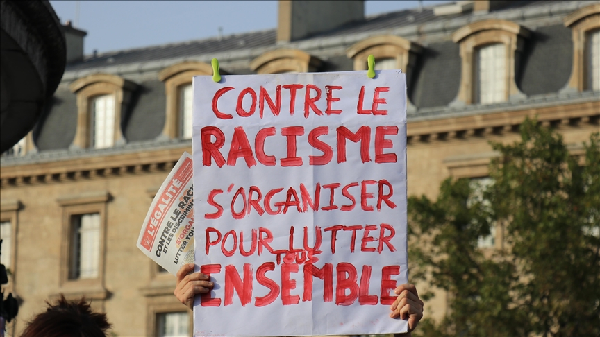 France : le maire du Péage-en-Roussillon victime d’une agression raciste