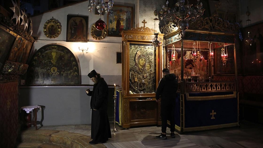 Gazze'deki Katolik Hristiyanlar "buruk" geçirdikleri Noel ayininde barış için dua etti