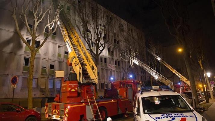 France : l'explosion dans un immeuble à Marseille fait un mort