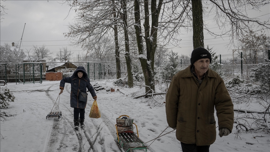 Civilians in Ukraine's Chasiv Yar city struggle to survive in shelters amid ongoing Russian attacks