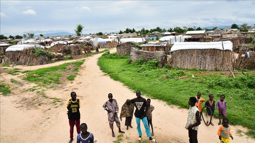 مقتل 16 شخصا في هجوم مسلح وسط نيجيريا