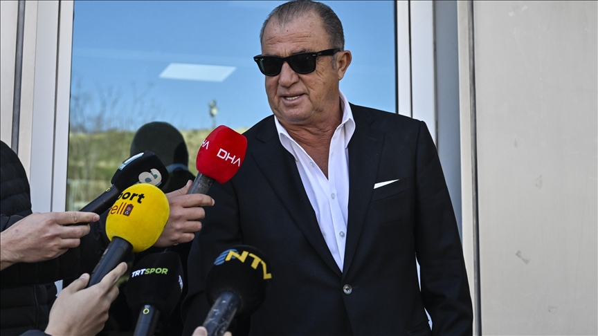 Panathinaikos ile anlaşan teknik direktör Fatih Terim, Yunanistan'a gitti