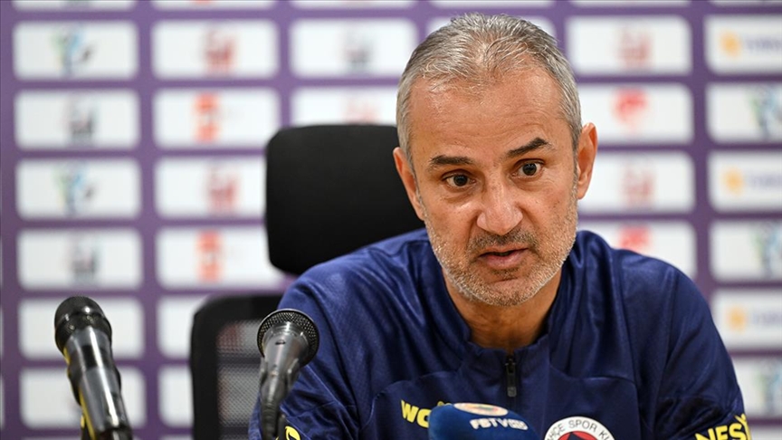 Fenerbahçe Teknik Direktörü Kartal: İyi bir futbolla yarınki maçı kazanıp 2023 yılını kupayla kapatmak istiyoruz
