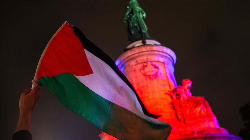 Palestinians in exile gather in Paris, giving voice to heartbreak in Gaza