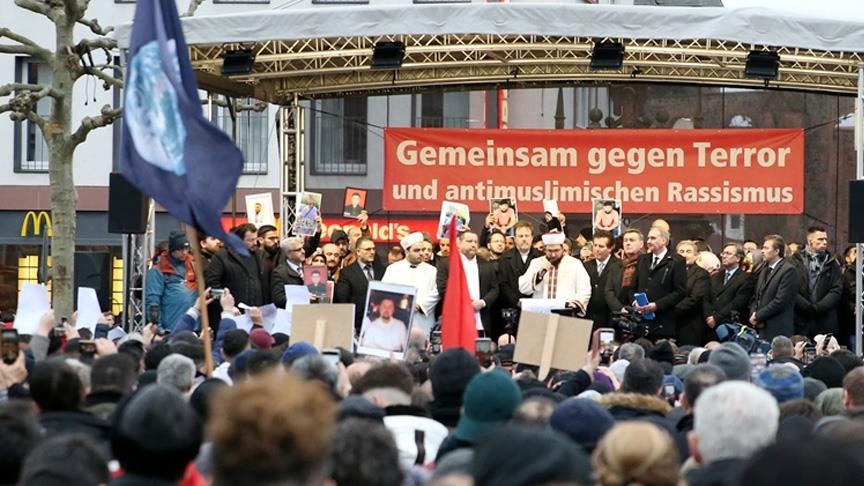 اليمين المتطرف.. خطر يواجه الديمقراطية والمهاجرين بألمانيا (تقرير)