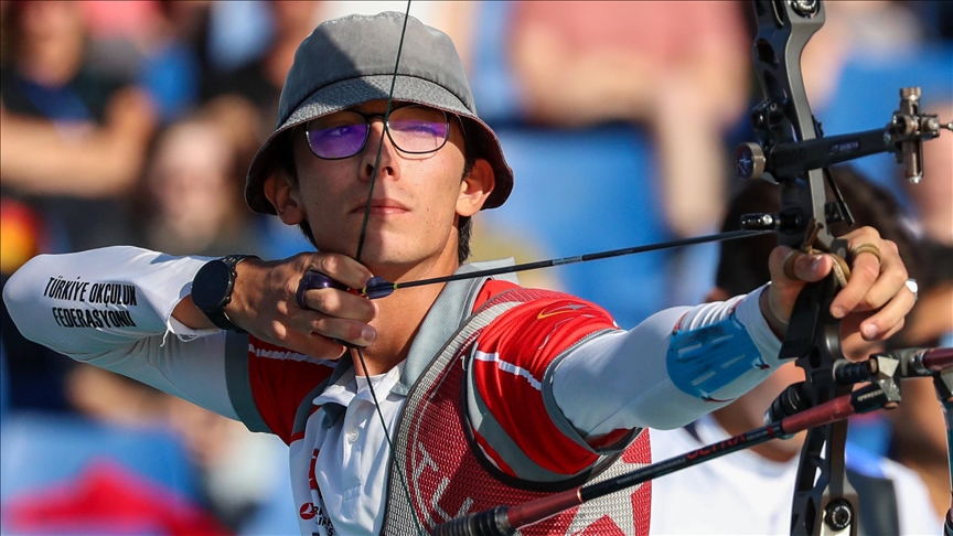 Turkish archer Mete Gazoz named best men's recurve archer for 2023