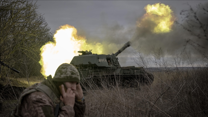 Украина: Артиллеристы в ожидании боеприпасов
