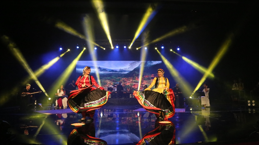 گروه موسیقی رستاک: برای جهانی شدن به فعالیت‌هایمان در استانبول ادامه می‌دهیم