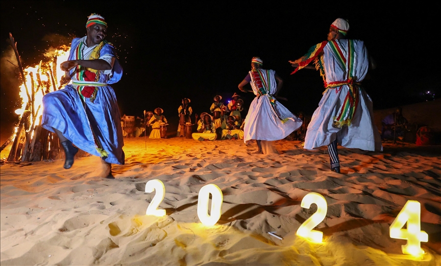 Célébration du Nouvel An dans le désert au Sénégal