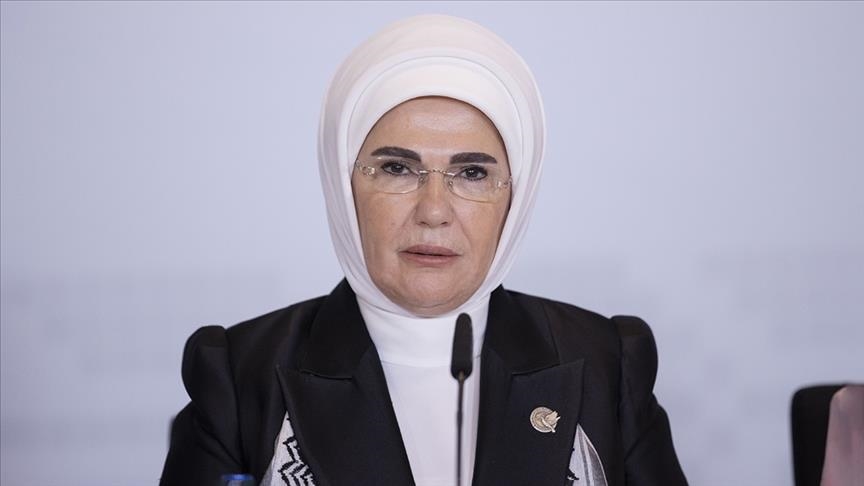 Türkiye’s first lady wishes for year of peace, justice, prosperity