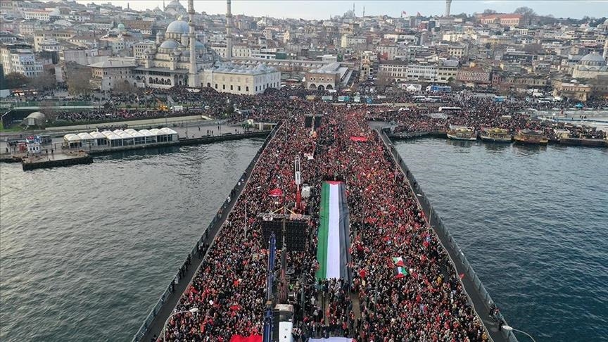 U Istanbulu prvog dana nove godine masovni skup podrške Palestini