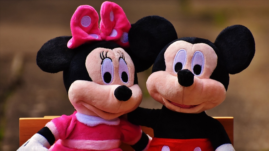 Disney'in ilk Mickey ve Minnie Mouse karakterleri kamu malı oldu