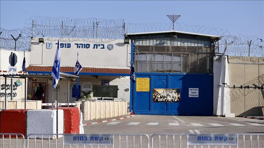 Hamas urges Red Cross to document Israeli rights violations against Palestinian detainees