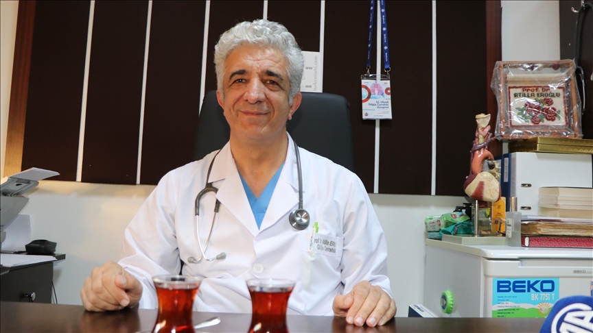 Sedema herî girîng a qansêra gewriyê ya li parêzgehên rojhilatê berbelav e, vexwarina çaya kel e
