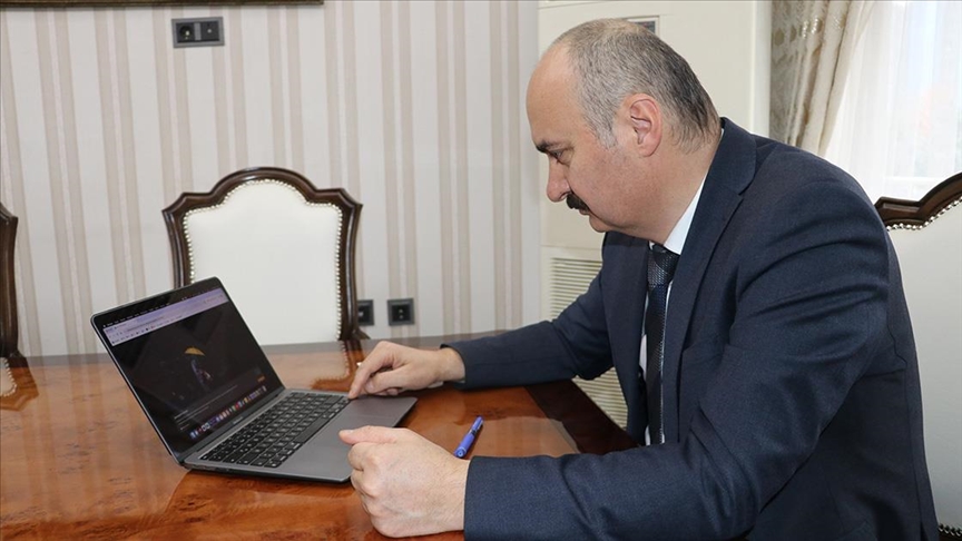 Batman Valisi Ekrem Canalp "Zaman yolculuğu"nu seçti