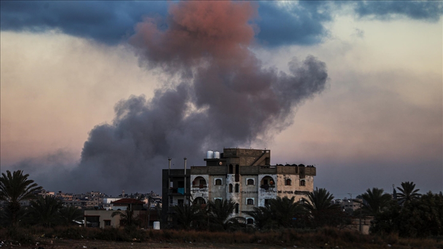 غزة.. احتدام المعارك بمحاور تقدم الآليات الإسرائيلية