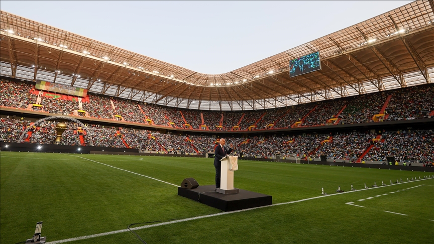 قدم.. "كاف" يرفع المكافآت المالية لكأس أمم إفريقيا