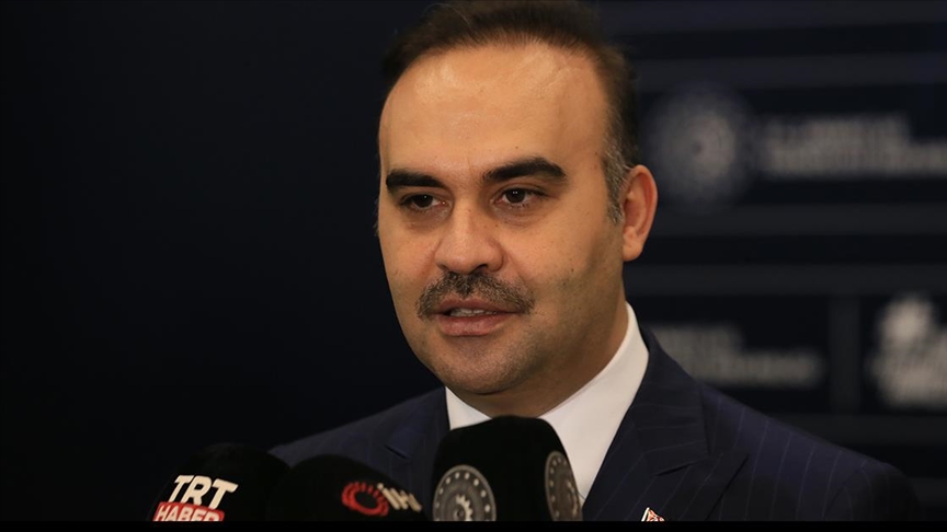 Bakan Kacır'dan Türkiye'nin ilk astronotu Gezeravcı'nın uzay yolculuğuna ilişkin açıklama