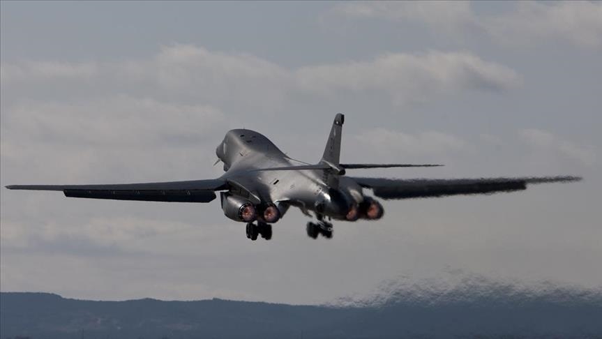 B-1B bomber crashes in US state of South Dakota, 4 crew members eject safely
