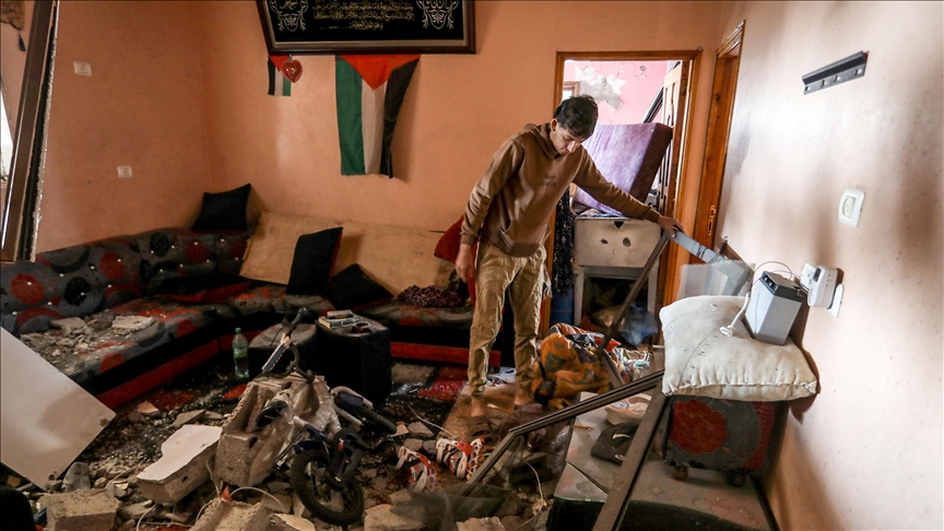 "حكومة غزة": الجيش الإسرائيلي سرق أموالا ومصاغا بـ25 مليون دولار