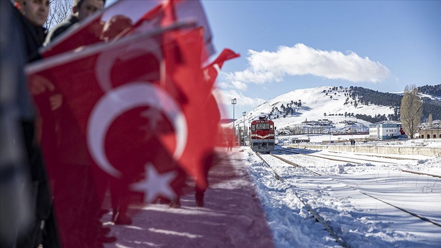 Sarıkamış Ekspresi Erzurum'a ulaştı
