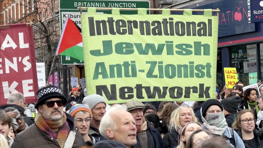 Pro-Palestinian demonstrators in UK intensify calls for immediate Gaza cease-fire