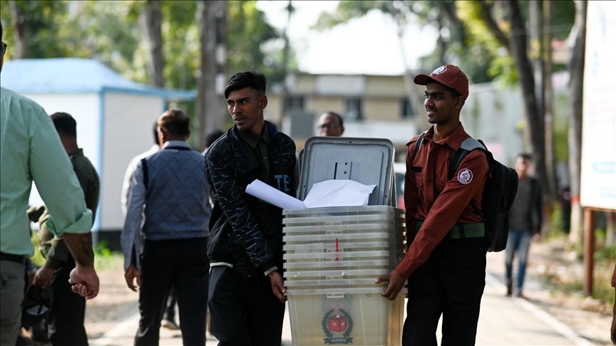 Bangladesh heads to polls under shadow of boycott to elect new parliament