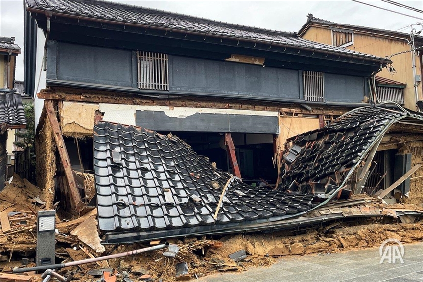 Le bilan du séisme au Japon s'alourdit à 180 morts 