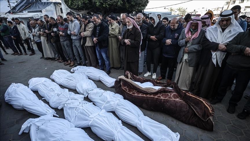 Al menos 57 cadáveres llevados al Hospital Al Aqsa de Gaza en las últimas 24 horas