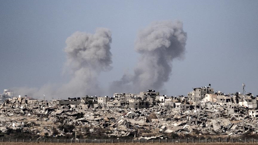 غزة.. قتال مستمر بمحاور التوغل وانسحاب إسرائيلي وسط القطاع