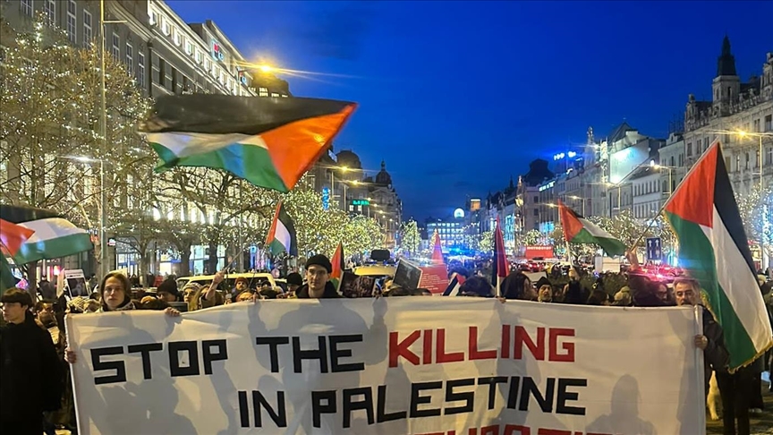 Czech Anti-war Protestors Condemn President Pavel’s Visit To Israel ...