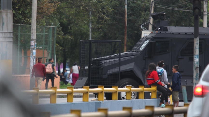 Number of officials taken hostage rises to 178 in riots at 7 prisons in Ecuador
