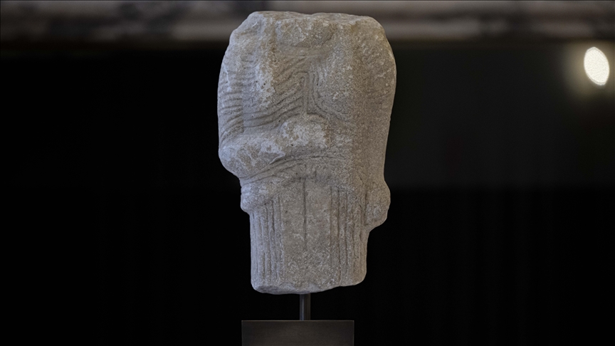 Türkiye'den İngiltere'ye kaçırılan milattan önce 6. yüzyıla ait heykel yurda dönüyor
